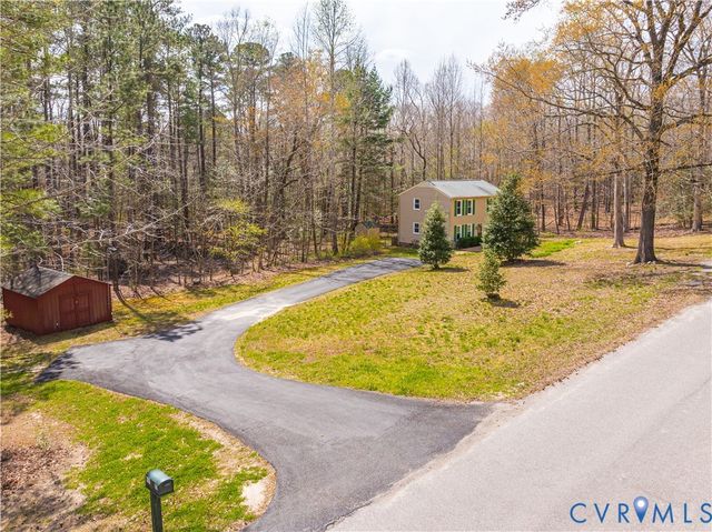 501 Rustic Dr, Carson, VA 23830