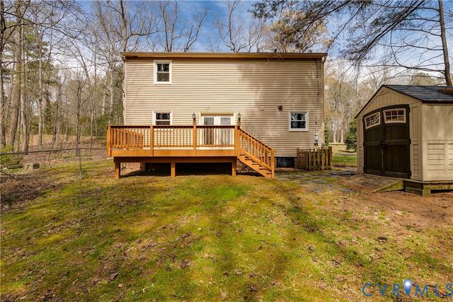 501 Rustic Dr, Carson, VA 23830