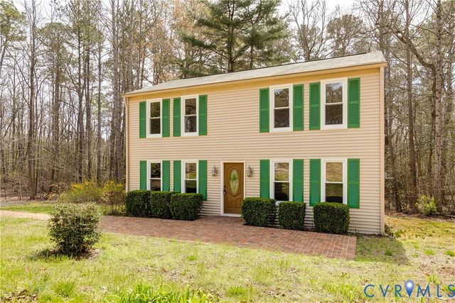 501 Rustic Dr, Carson, VA 23830