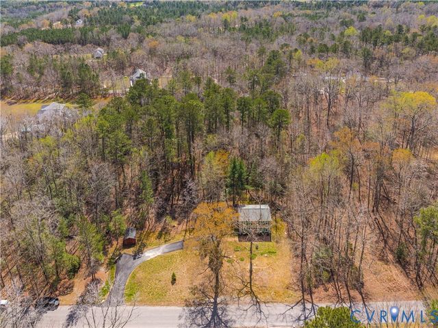 501 Rustic Dr, Carson, VA 23830