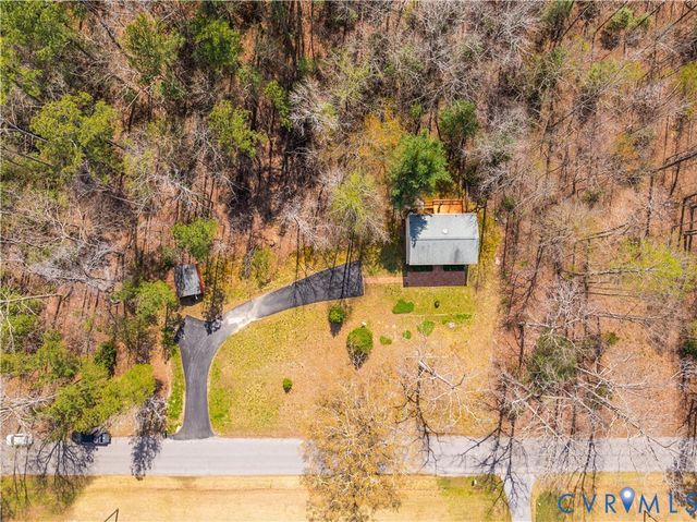 501 Rustic Dr, Carson, VA 23830