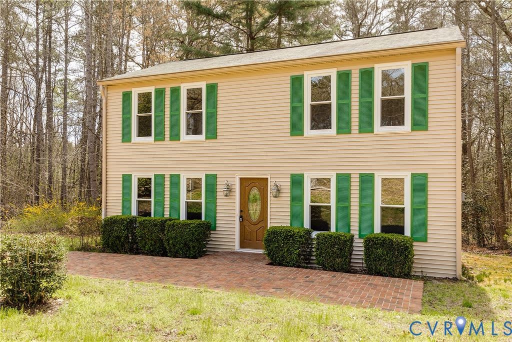 501 Rustic Dr, Carson, VA 23830
