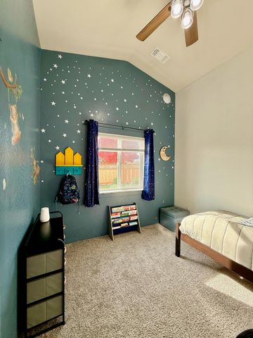 1627 S Columbus Avenue, Medford, OR 97501