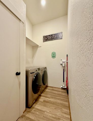 1627 S Columbus Avenue, Medford, OR 97501