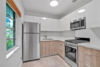 411 Santander Ave 1, Coral Gables, FL 33134