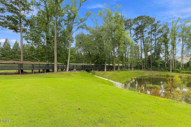156 Willow Green Drive, Clayton, NC 27527