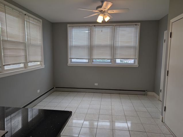 7041 W Addison Street 2R, Chicago, IL 60634