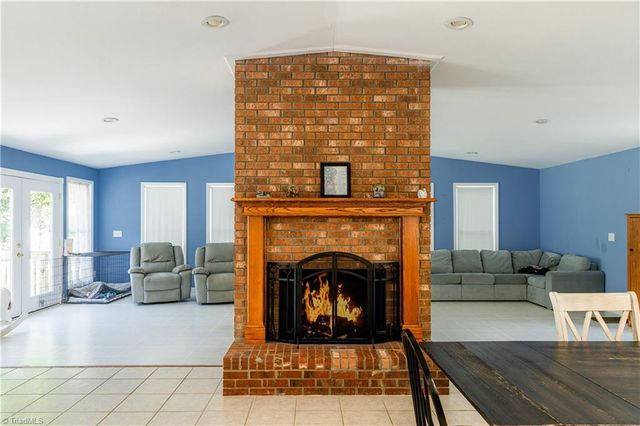 4602 Ramblewood Drive, Greensboro, NC 27406