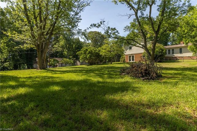 4602 Ramblewood Drive, Greensboro, NC 27406