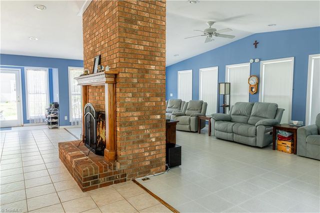 4602 Ramblewood Drive, Greensboro, NC 27406
