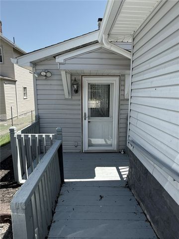 733 Speer St, Belle Vernon, PA 15012