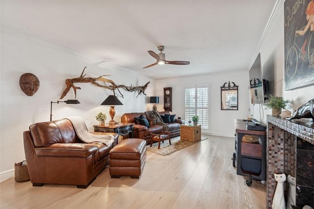 1338 SNELL ISLE BOULEVARD NE 2, St Petersburg, FL 33704