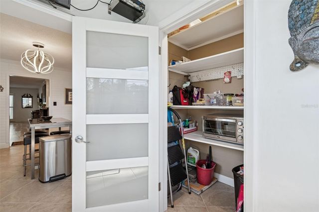 1338 SNELL ISLE BOULEVARD NE 2, St Petersburg, FL 33704