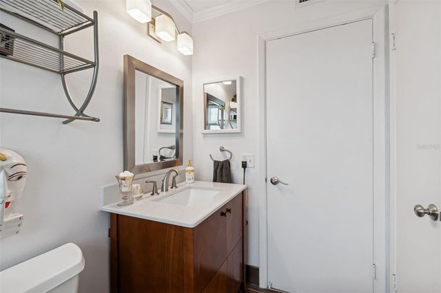 1338 SNELL ISLE BOULEVARD NE 2, St Petersburg, FL 33704