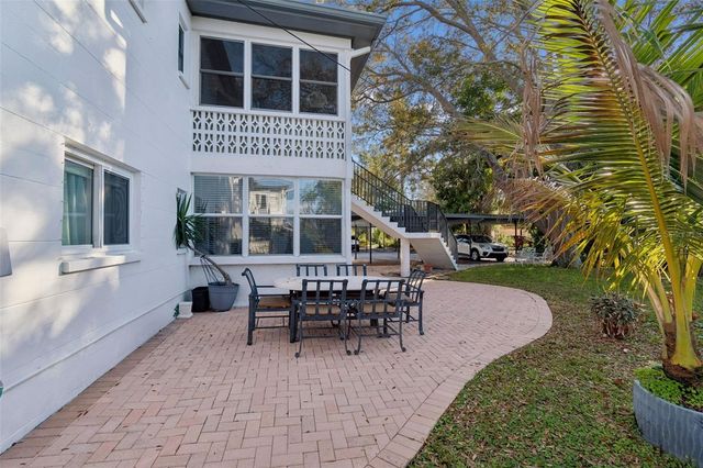 1338 SNELL ISLE BOULEVARD NE 2, St Petersburg, FL 33704