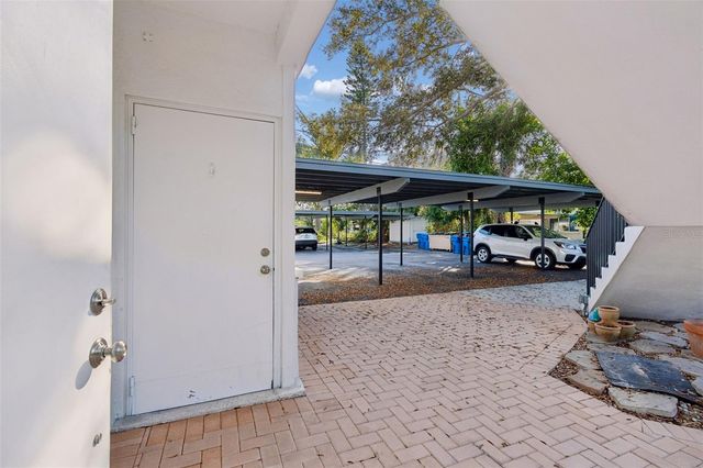 1338 SNELL ISLE BOULEVARD NE 2, St Petersburg, FL 33704