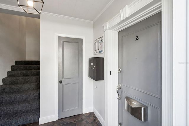 1338 SNELL ISLE BOULEVARD NE 2, St Petersburg, FL 33704