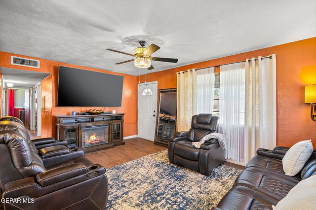 10368 Preston Drive, El Paso, TX 79924