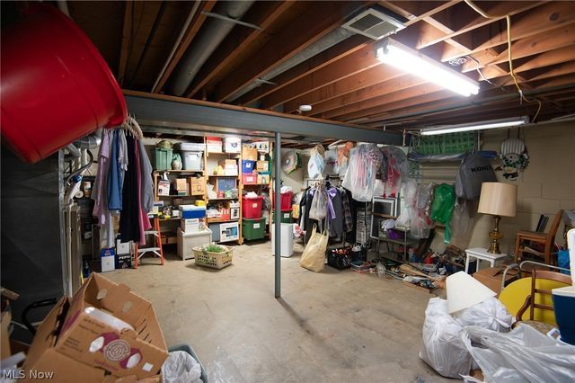 719 Oregon Avenue, Mcdonald, OH 44437
