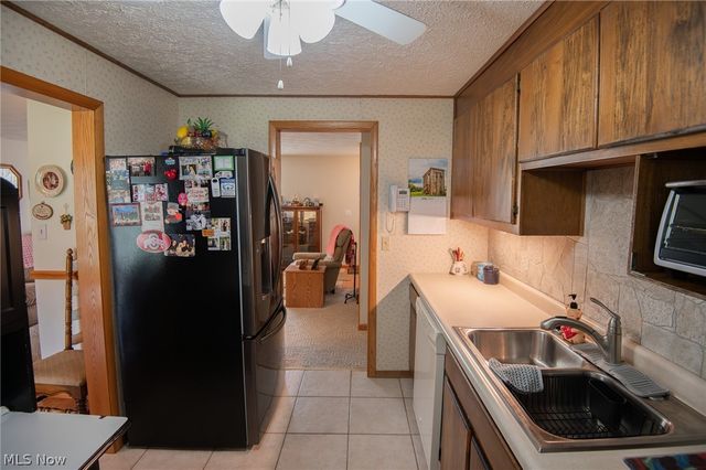 719 Oregon Avenue, Mcdonald, OH 44437