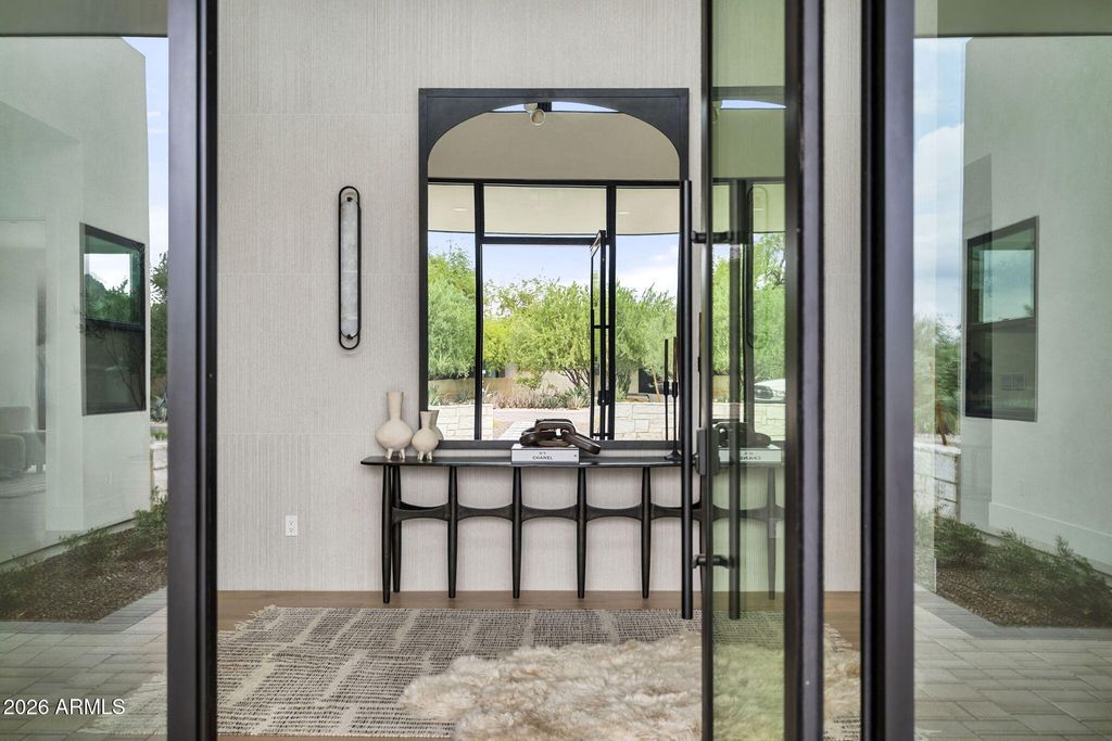 4165 E SAINT JOSEPH Way, Phoenix, AZ 85018 — photo 4