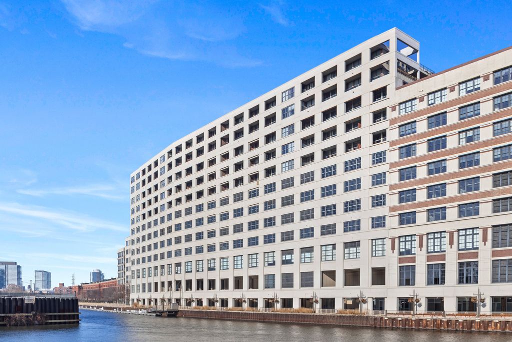 900 N Kingsbury Street 726, Chicago, IL 60610 — exterior