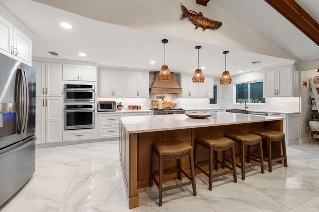 2423 FOXHEAD WAY, Clearwater, FL 33759