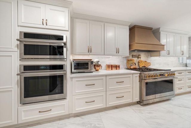 2423 FOXHEAD WAY, Clearwater, FL 33759