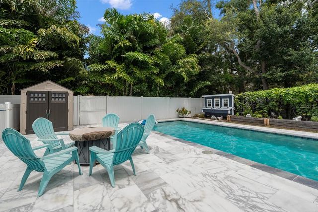 2423 FOXHEAD WAY, Clearwater, FL 33759