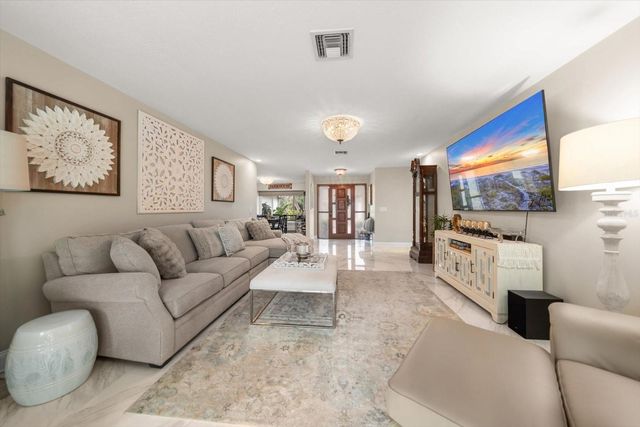 2423 FOXHEAD WAY, Clearwater, FL 33759