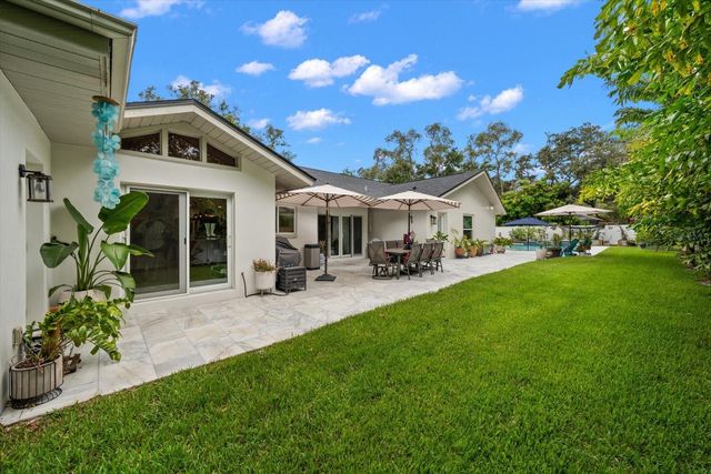 2423 FOXHEAD WAY, Clearwater, FL 33759