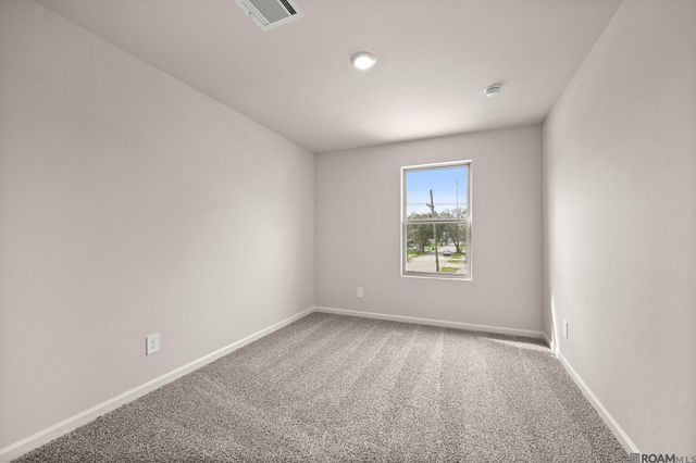 12694 Nightshade Avenue, Walker, LA 70785