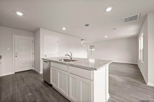 12694 Nightshade Avenue, Walker, LA 70785