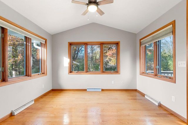 2238 HOPF LANE, De Pere, WI 54115