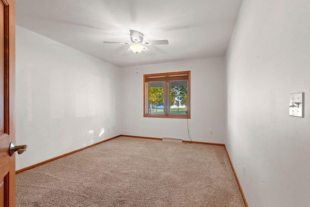 2238 HOPF LANE, De Pere, WI 54115