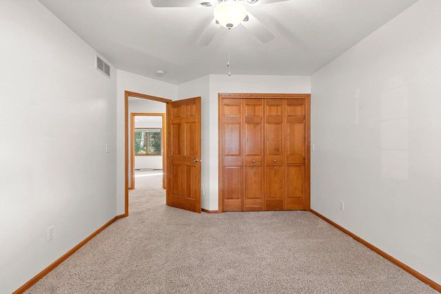 2238 HOPF LANE, De Pere, WI 54115