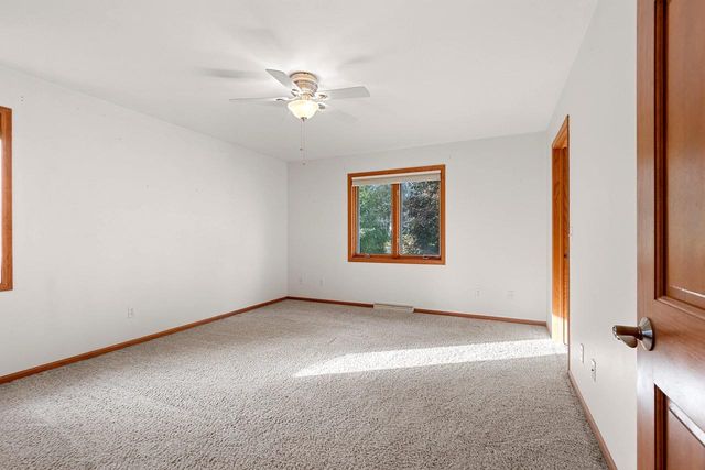 2238 HOPF LANE, De Pere, WI 54115