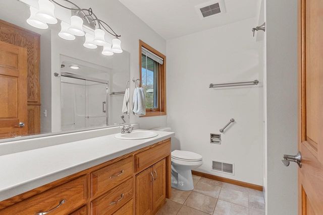 2238 HOPF LANE, De Pere, WI 54115