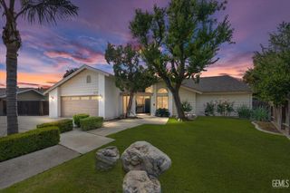 3113 Loveland Way, Bakersfield, CA 93309