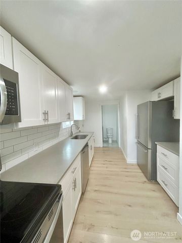 408 Steele Street SE, Olympia, WA 98501