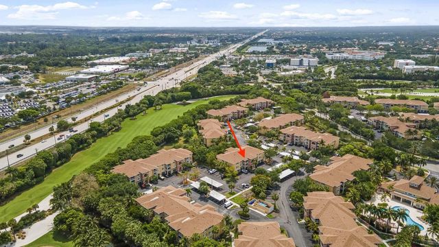 6400 EMERALD DUNES Drive 104, West Palm Beach, FL 33411