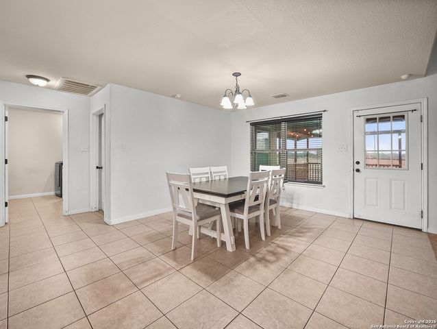 312 Edgehill, Pleasanton, TX 78064