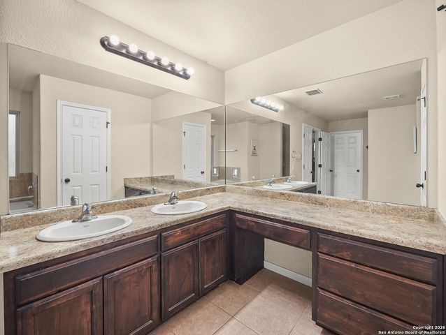 312 Edgehill, Pleasanton, TX 78064