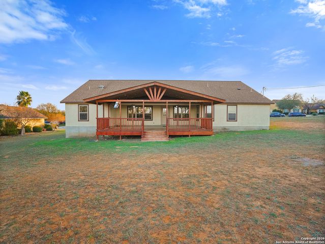 312 Edgehill, Pleasanton, TX 78064