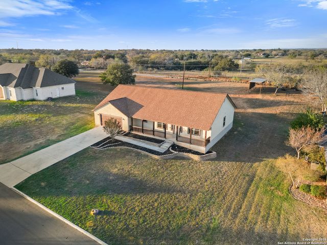 312 Edgehill, Pleasanton, TX 78064