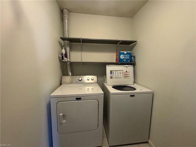 806 Newday CT, Newport News, VA 23602