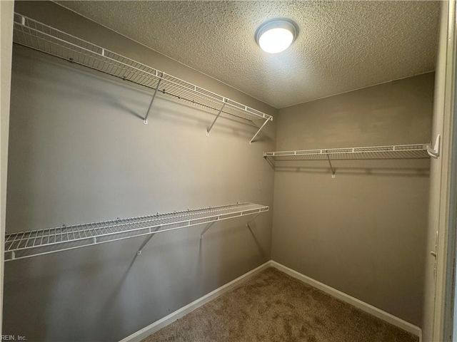 806 Newday CT, Newport News, VA 23602