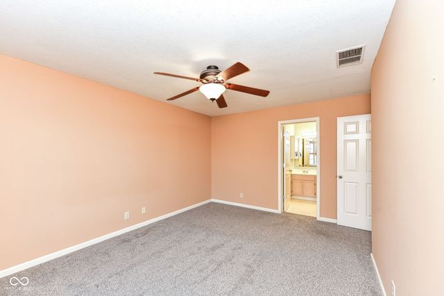 8693 Buffett Parkway, Fishers, IN 46038