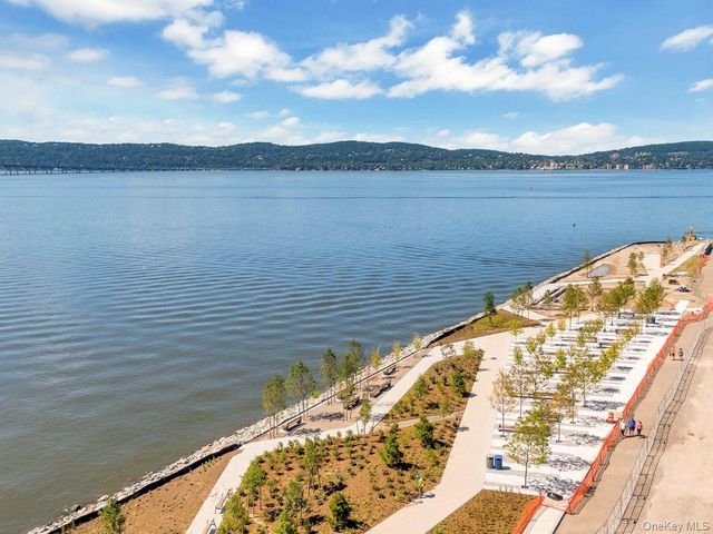 206 Legend Drive, Sleepy Hollow, NY 10591