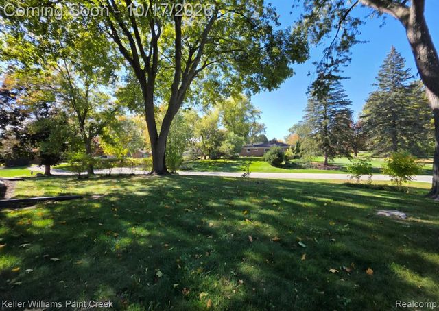 2451 Judy Lane, Shelby Twp, MI 48316